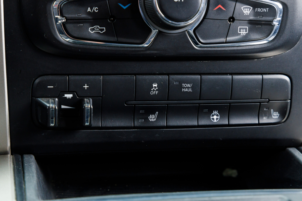 Dodge RAM 1500 SLT 2014 photo 19