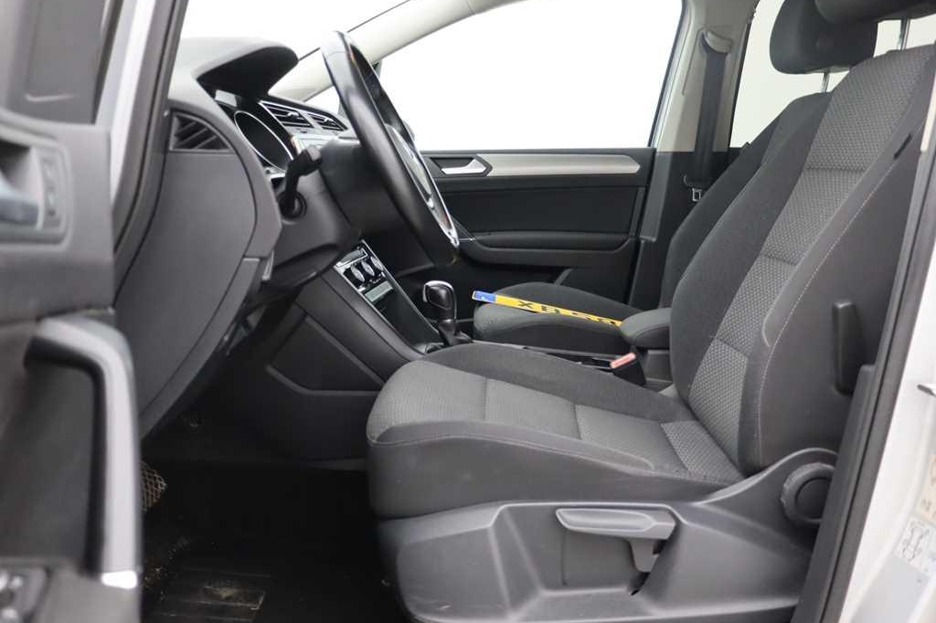 Volkswagen Touran 2018 фото 6