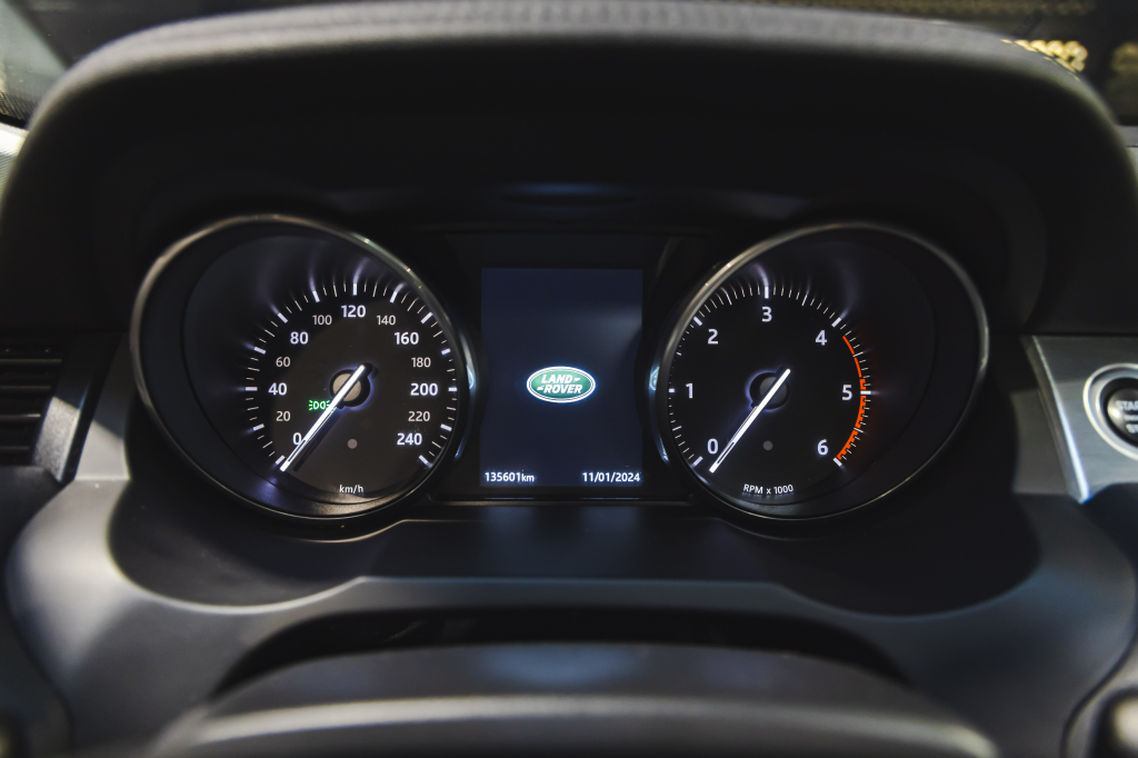 Land Rover Range Rover Evoque 2017 фото 18