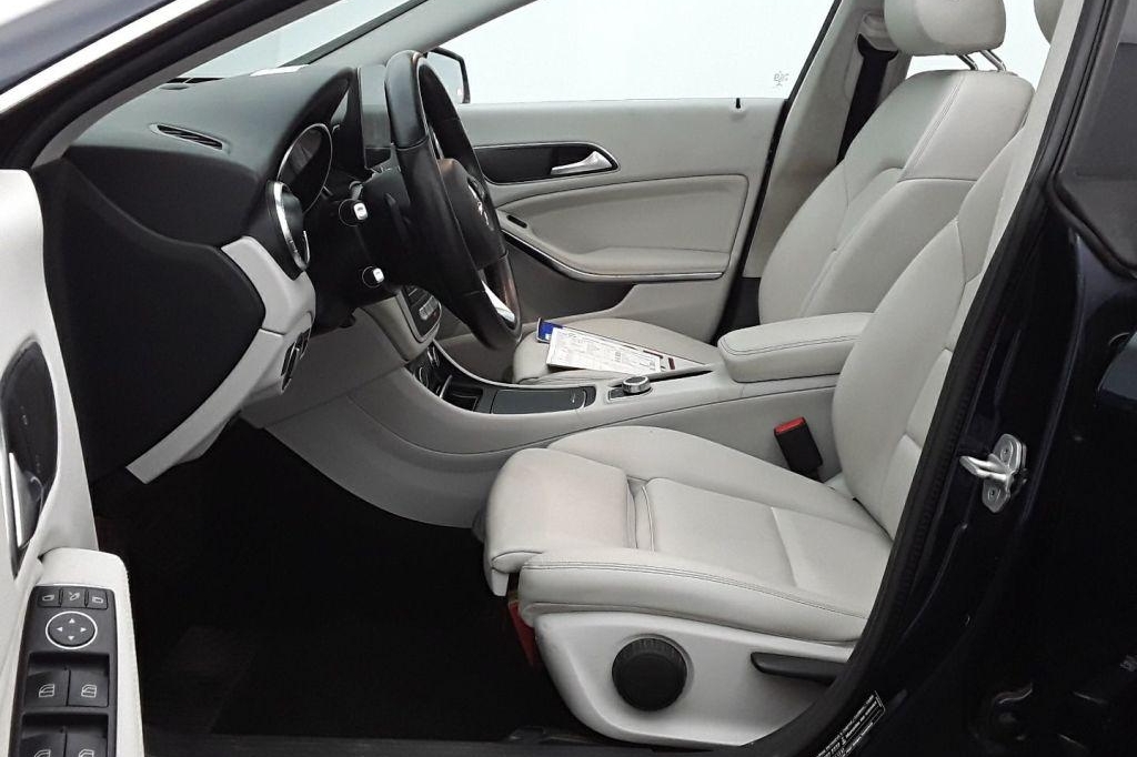 Mercedes-Benz CLA 2017 фото 6