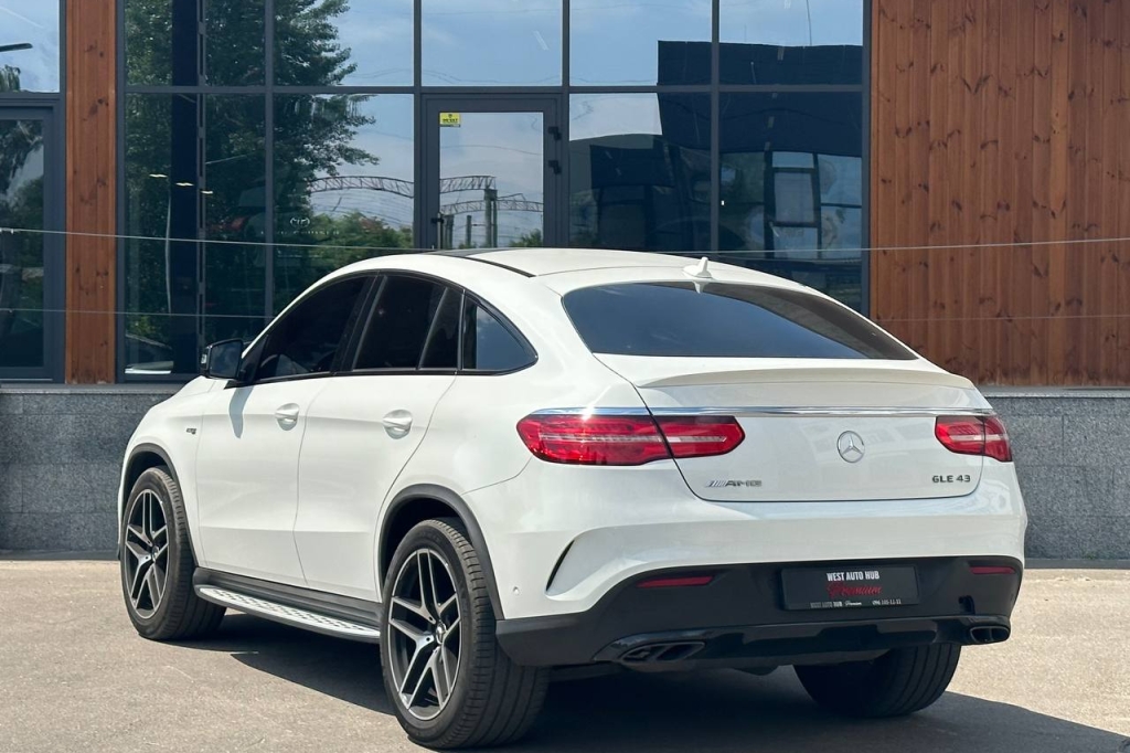 Mercedes-Benz GLE 43 AMG 2018 фото 3