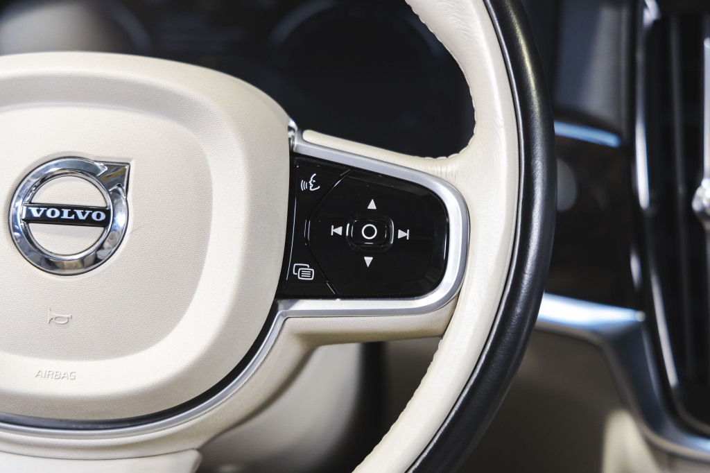 Volvo S90 2018 фото 22