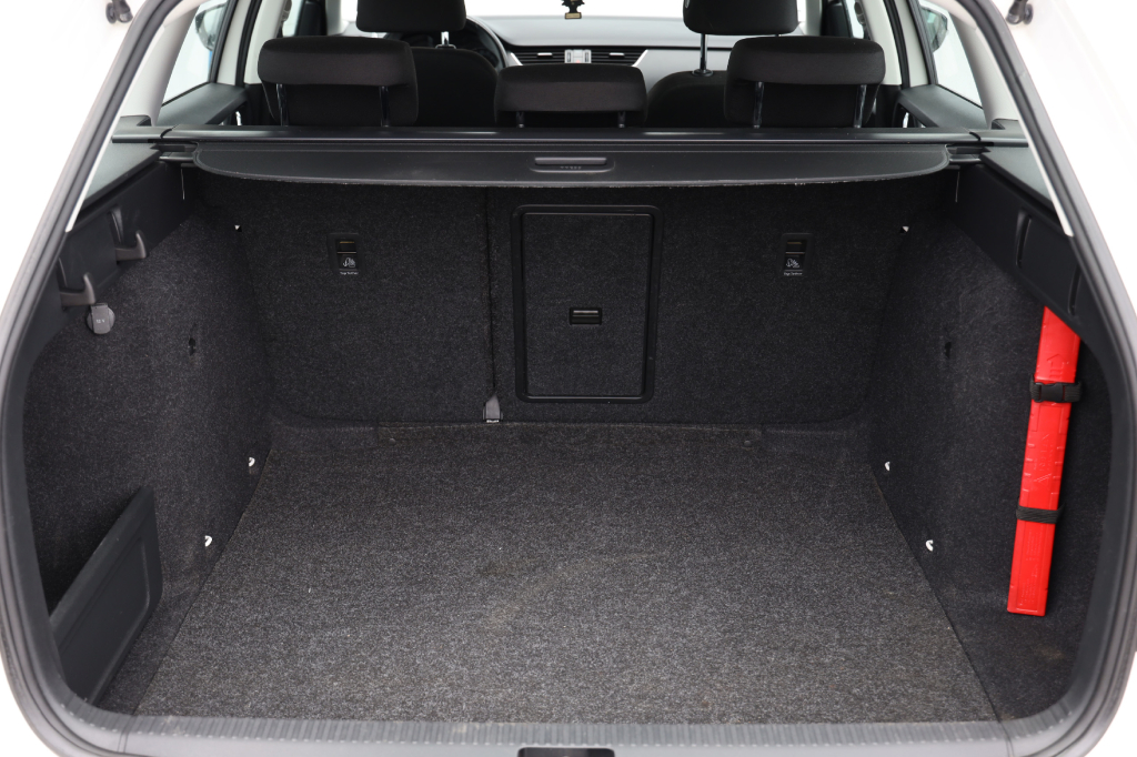 Skoda Octavia A7 2018 фото 18