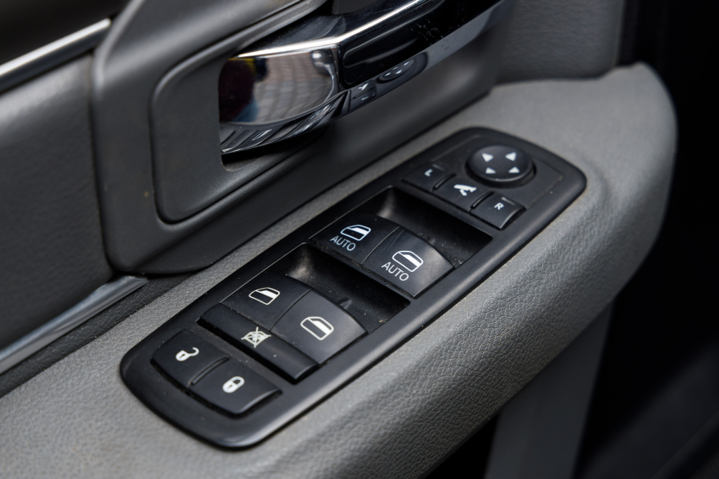 Dodge RAM 1500 SLT 2014 photo 29