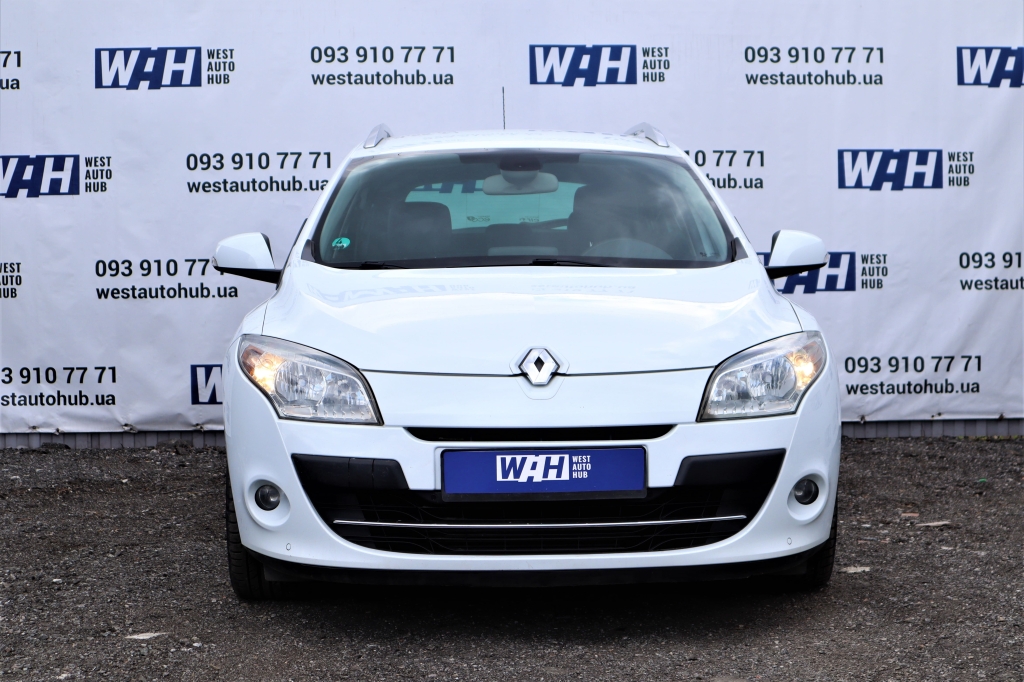 Renault Megane 2011 photo 2