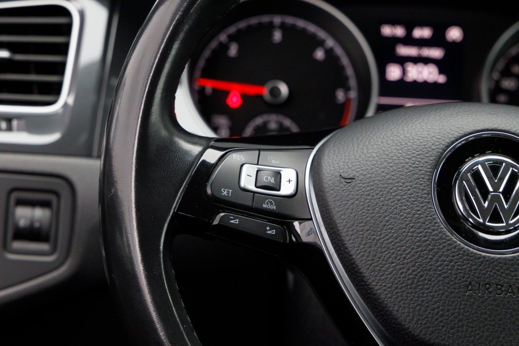 Volkswagen Golf VII фото 14