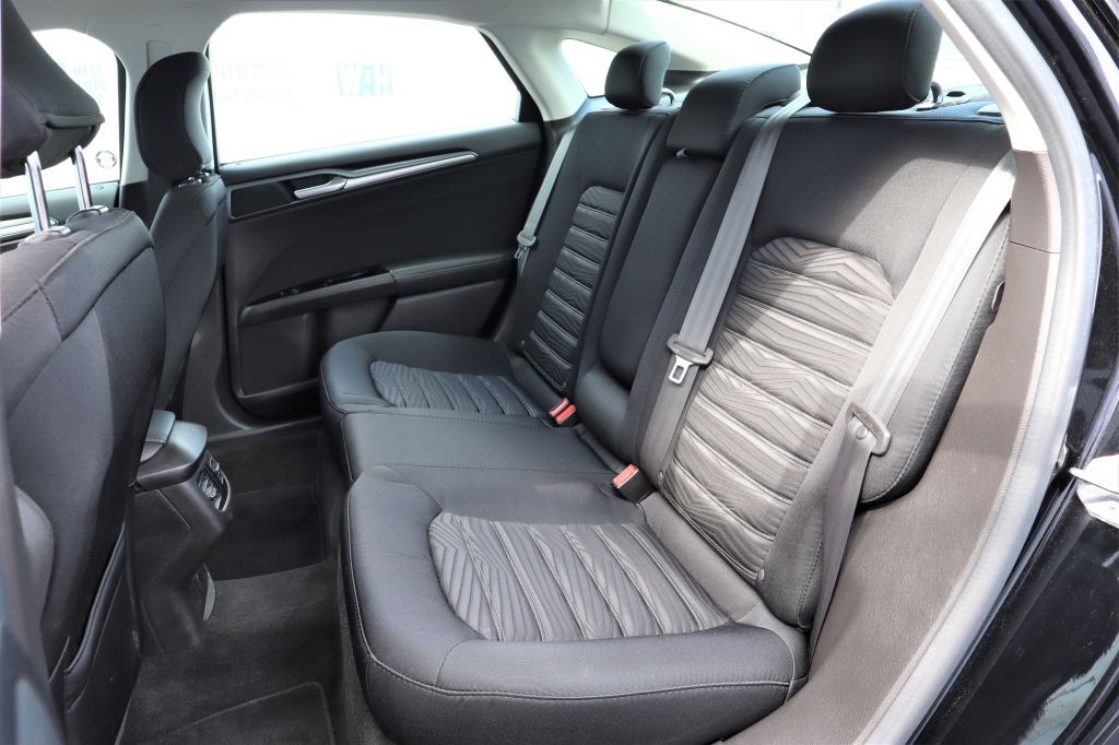 Ford Fusion SE 2016 фото 14