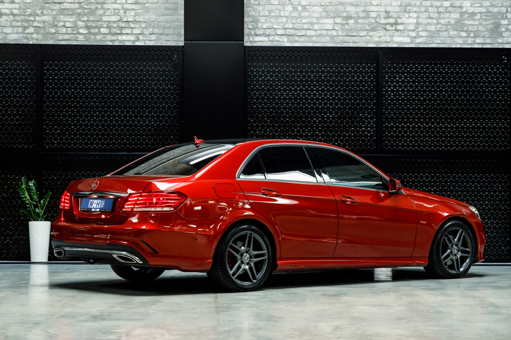 Mercedes-Benz E 220  Bluetec 2015 фото 28