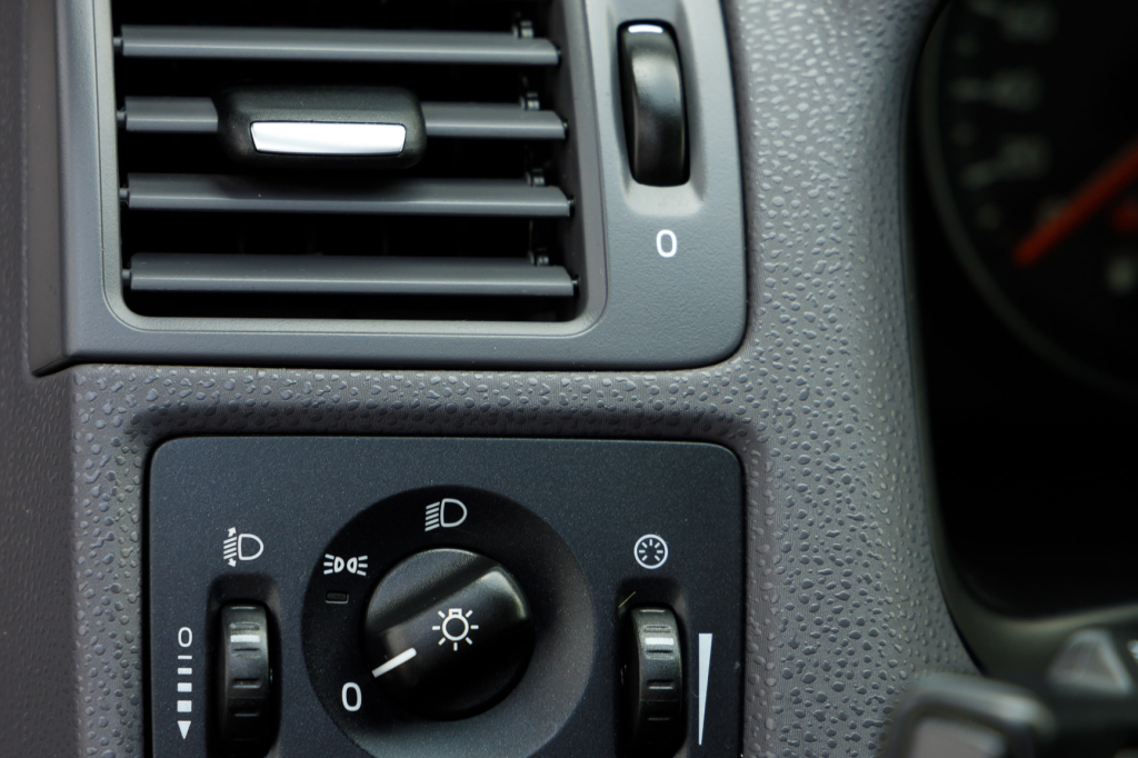 Volvo V50 2009 фото 22