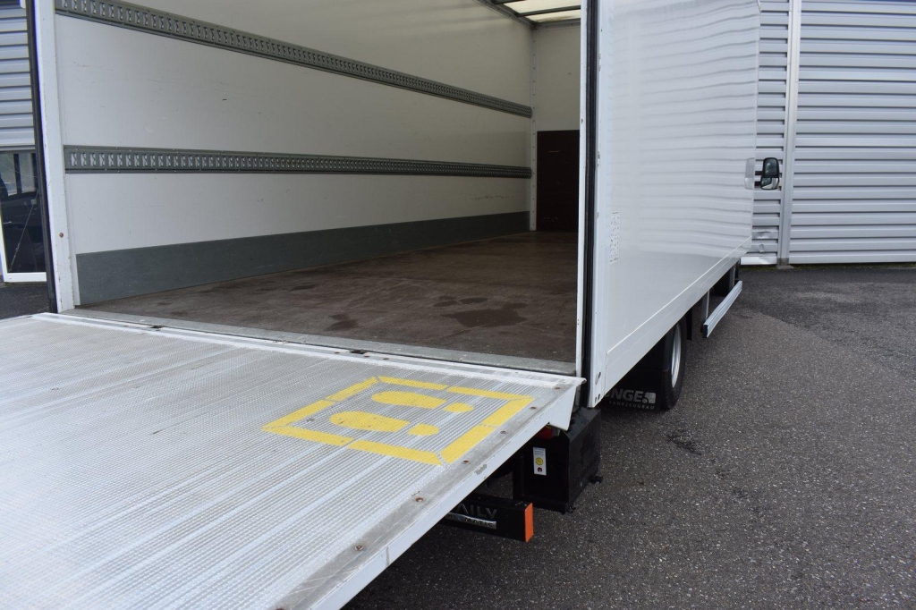 Iveco Daily Koffer 2016 фото 13