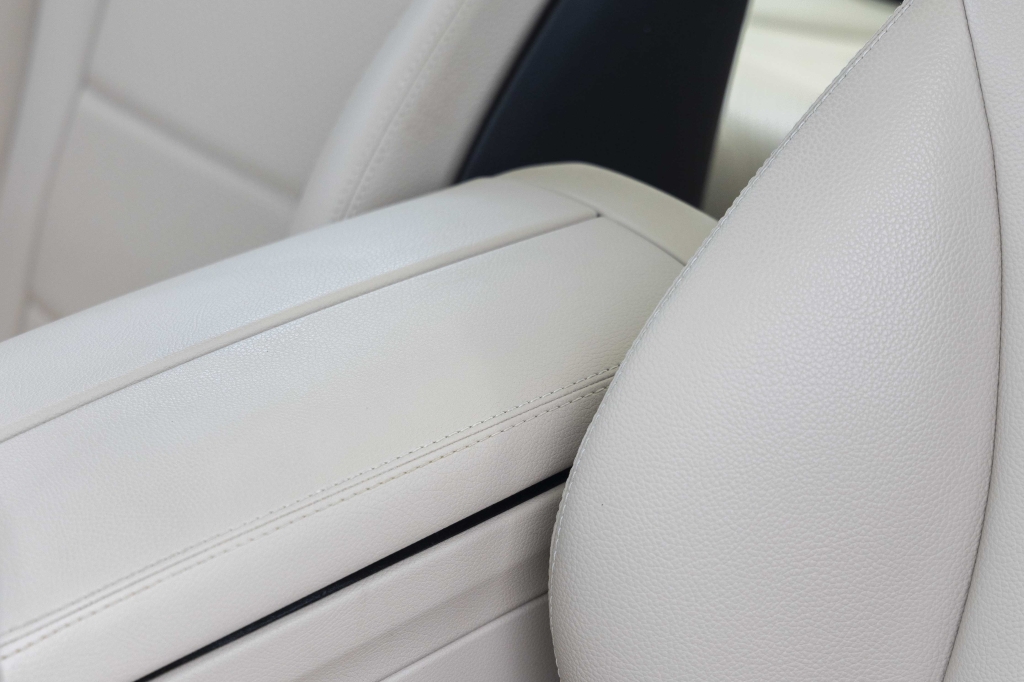 Mercedes-Benz C-Class C300 4Matic 2019 фото 28