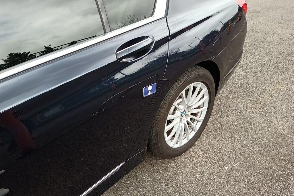 BMW 7 Series 2017 photo 9