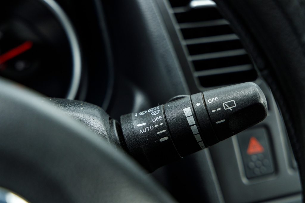 Nissan TIIDA 2010 фото 23