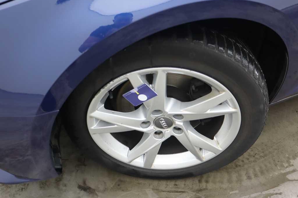 Audi A4 Avant 2016 фото 20