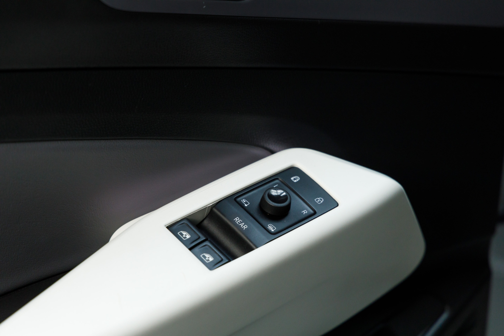 Volkswagen ID.4 1ST Edition 2021 фото 48