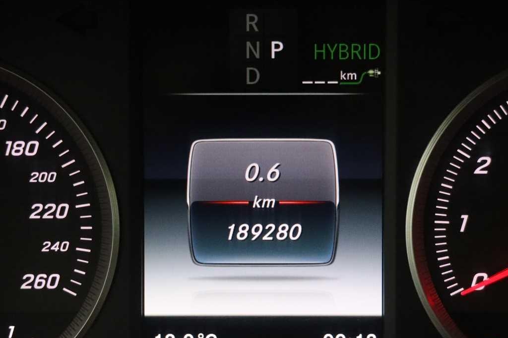 Mercedes-Benz GLC 2017 фото 6