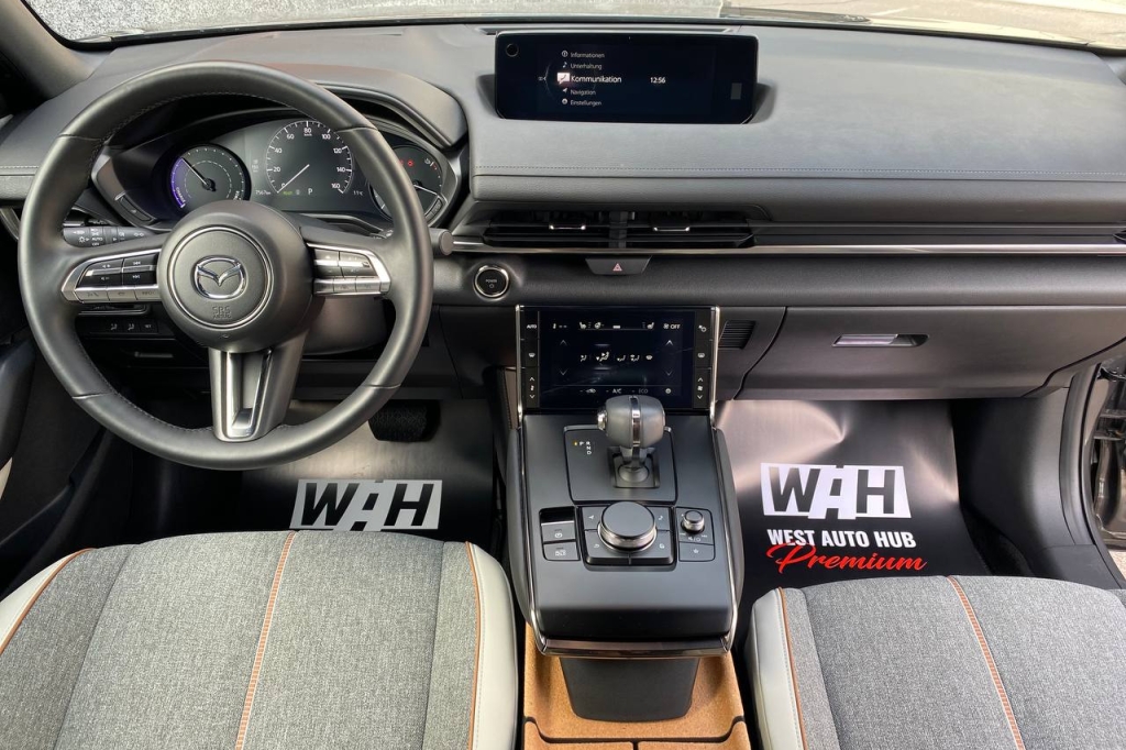 Mazda MX-30 2020 фото 13