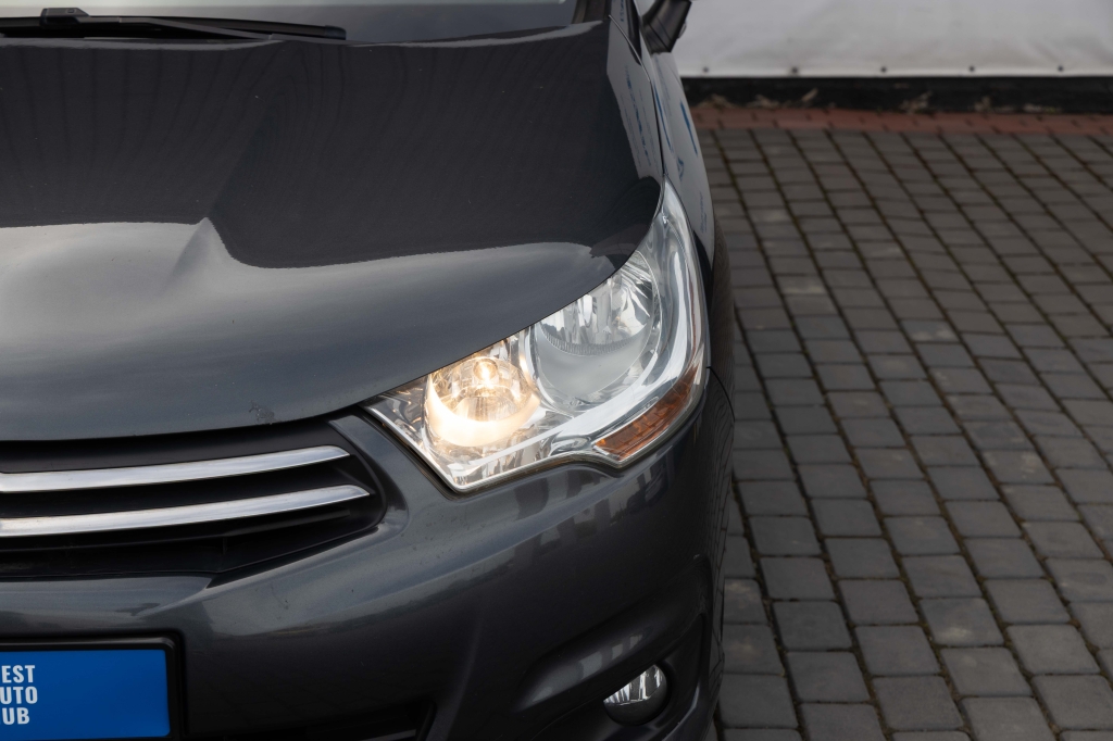 Citroen C4 2015 фото 1