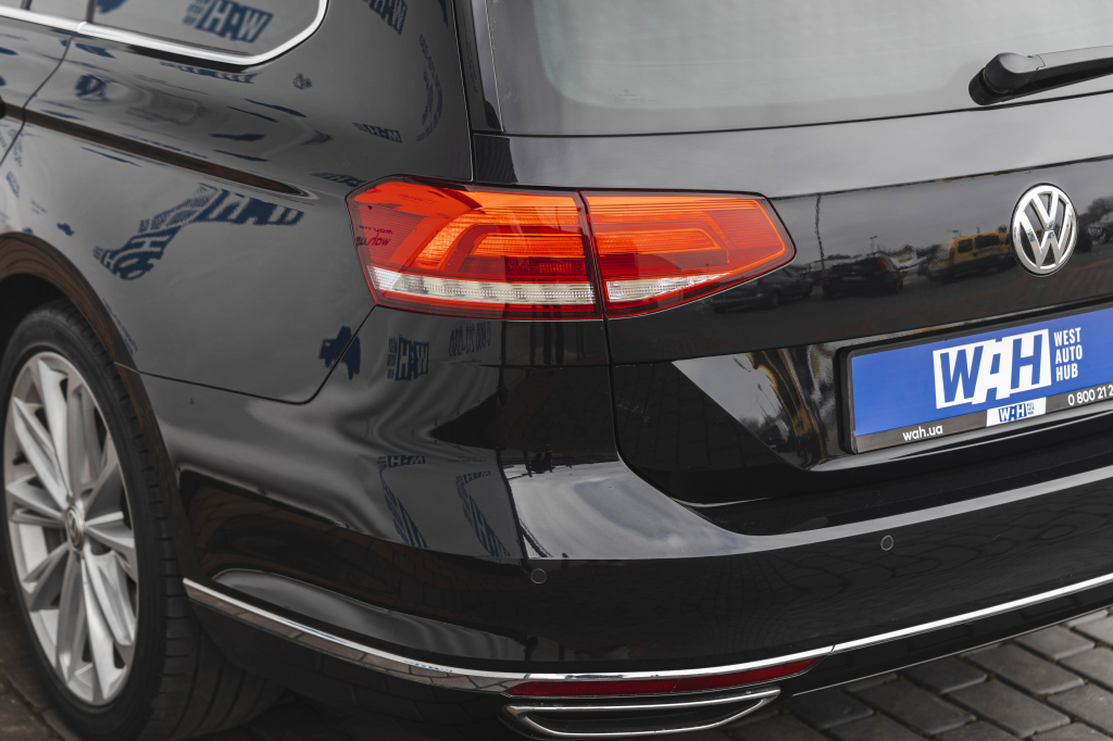 Volkswagen Passat BiTDi 4Motion 2016 photo 13