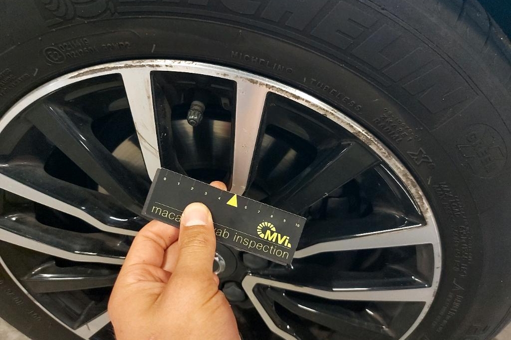 Volvo V40 2016 photo 20