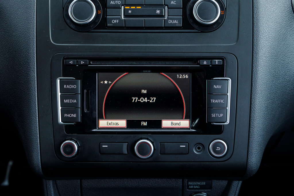 Volkswagen Caddy пасс. Trendline фото 14