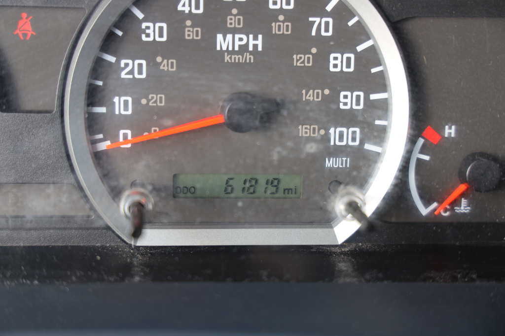 Isuzu NPR 2019 фото 21