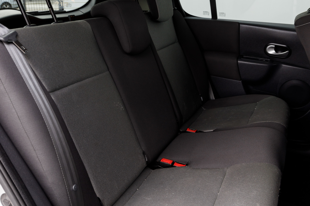 Renault Modus 2008 photo 19