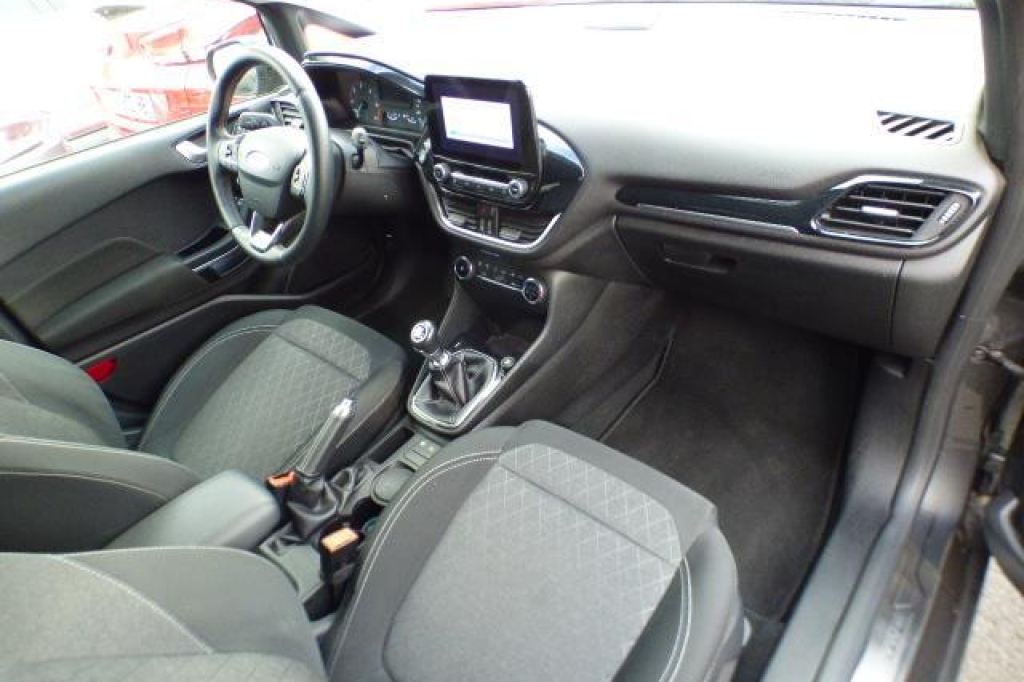 Ford Fiesta 2019 фото 5