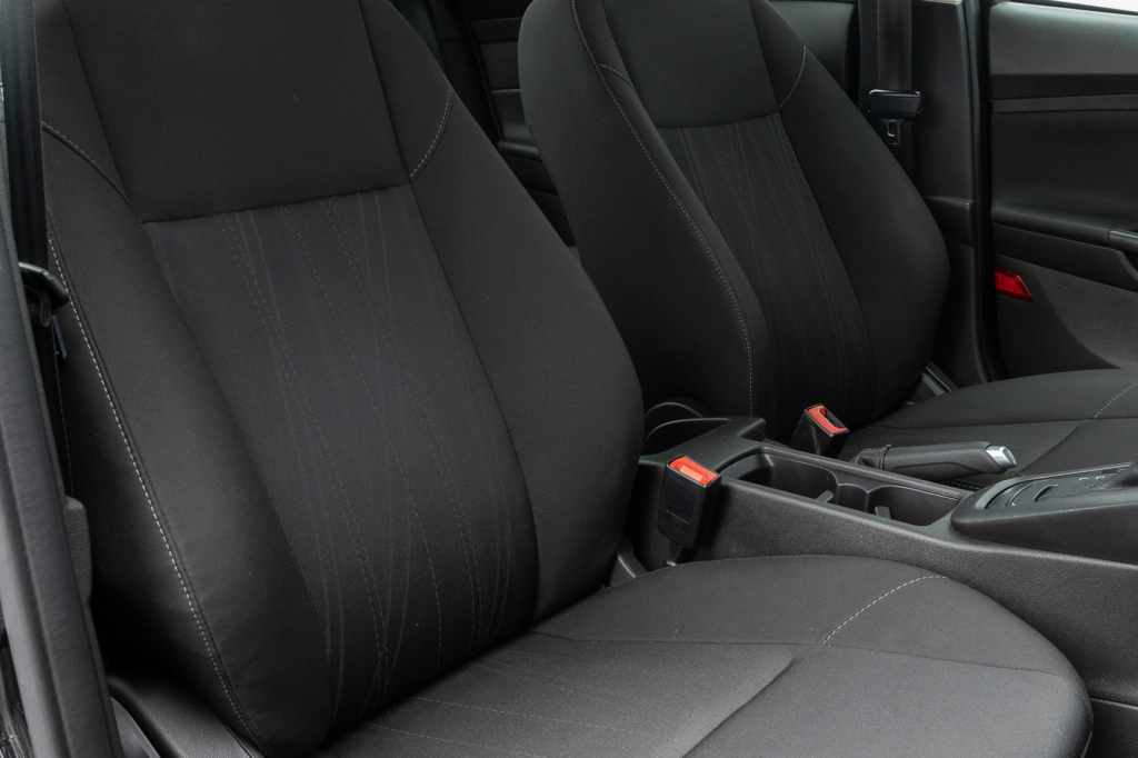 Ford Focus S 2018 фото 10