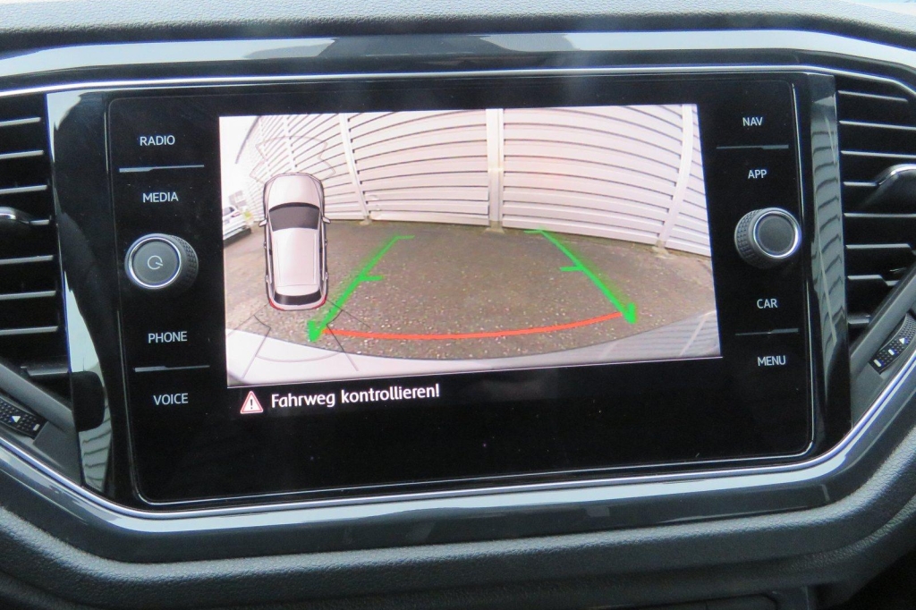 Volkswagen T-Roc 2019 фото 6