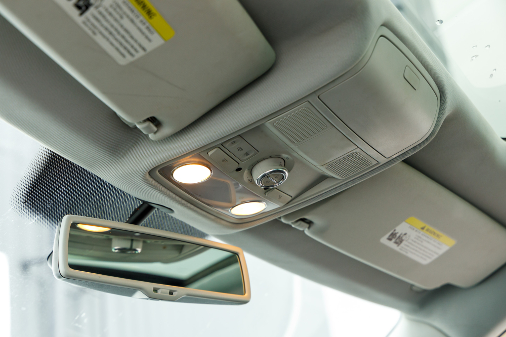 Volkswagen Tiguan S 2012 фото 20