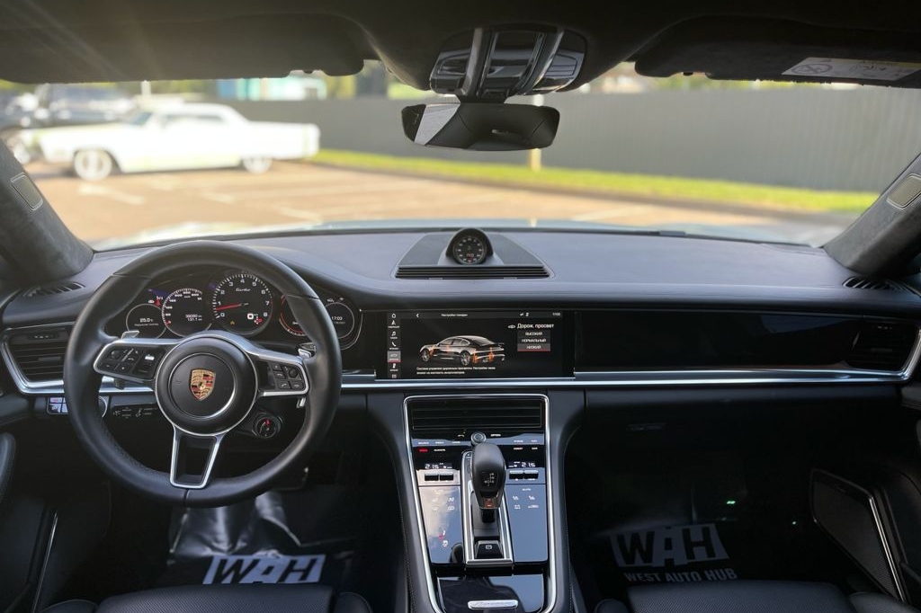 Porsche Panamera TURBO 2016 фото 17