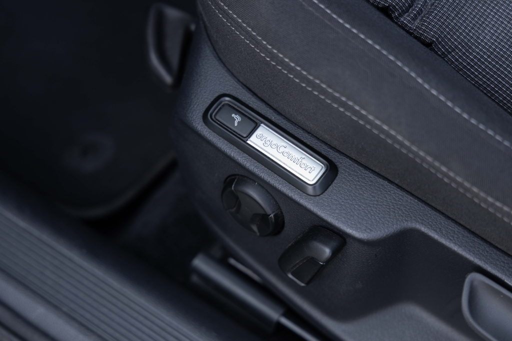 Volkswagen Passat B8 2015 фото 16