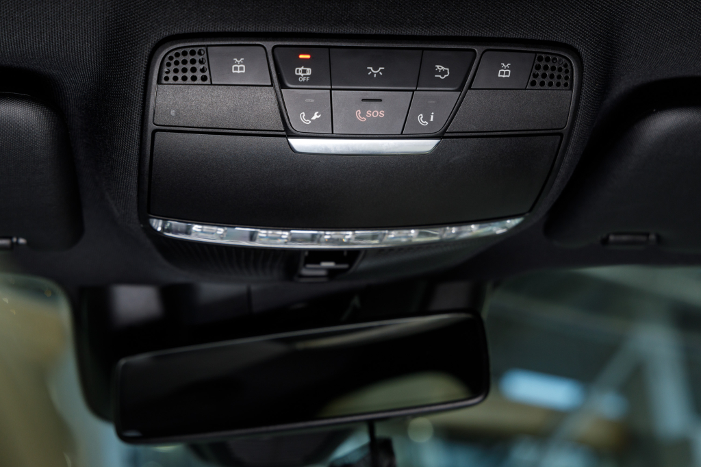 Mercedes-Benz E 200 4Matic AMG Line фото 24