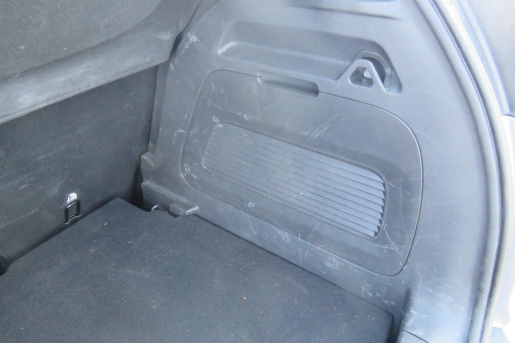 Opel Crossland X 2020 photo 30