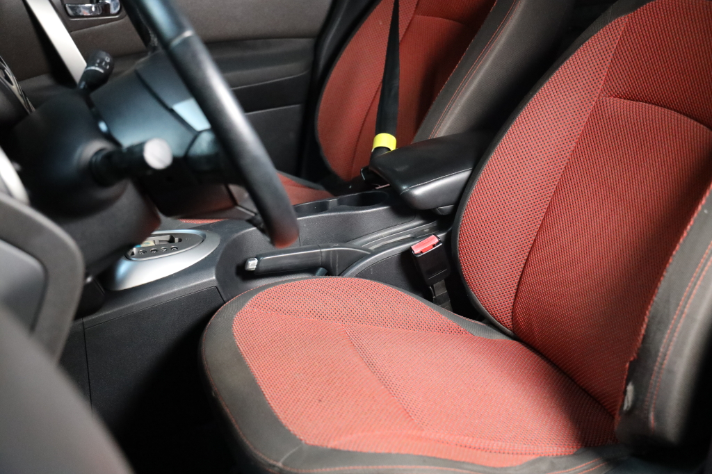 Nissan Qashqai 2008 photo 9