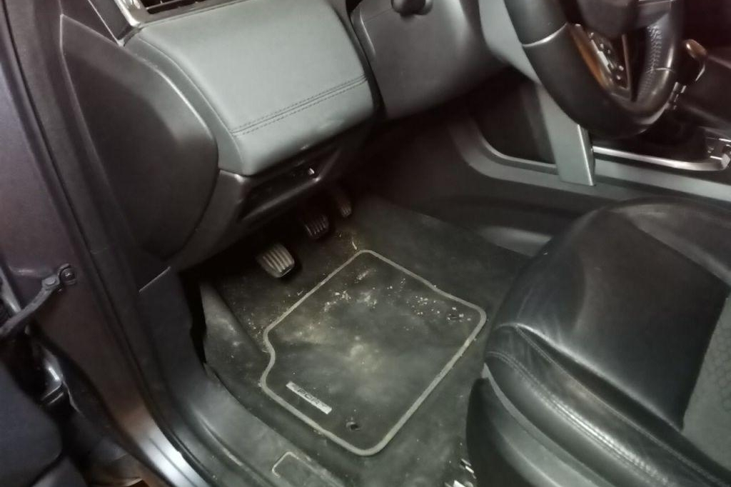 Land Rover Discovery 2016 photo 23