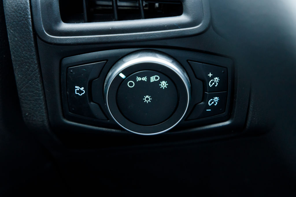 Ford Focus SE 2016 фото 25