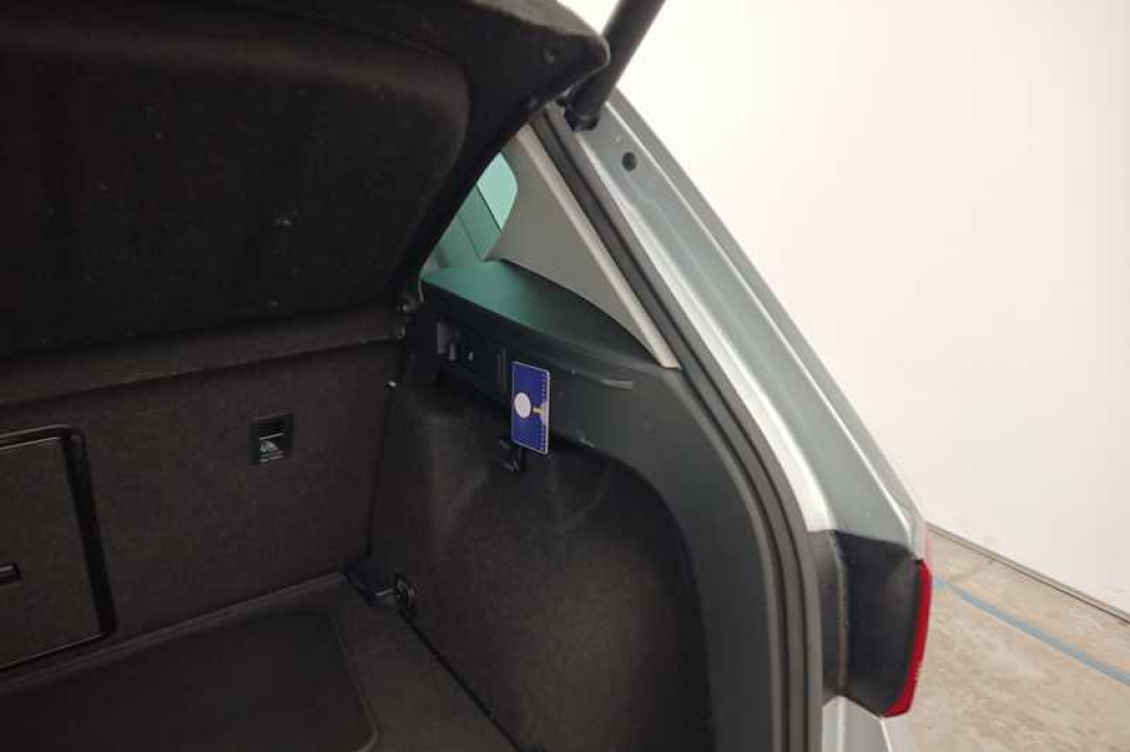 SEAT Ateca 2017 фото 12