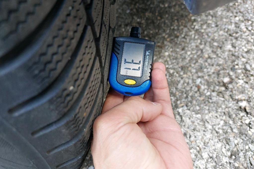 Ford Kuga 2018 фото 17