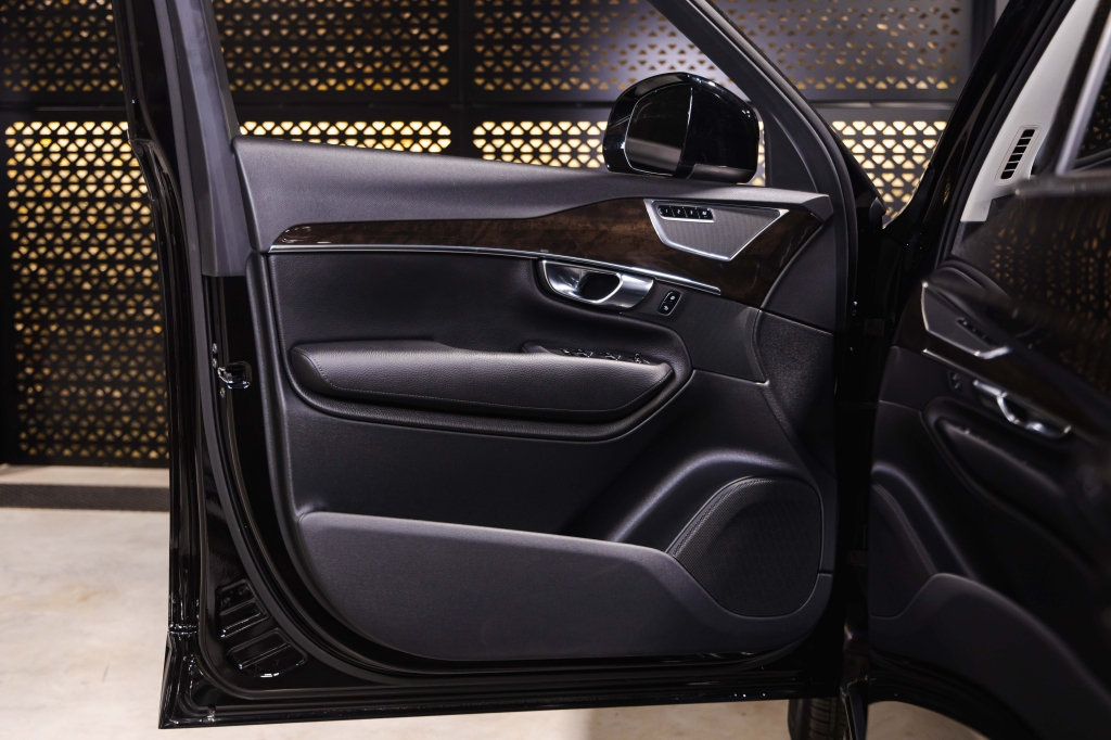 Volvo XC90 2018 фото 13