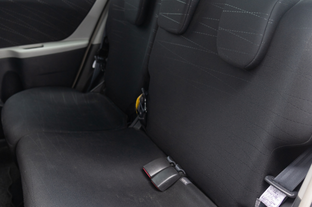 Toyota Yaris 2006 photo 12