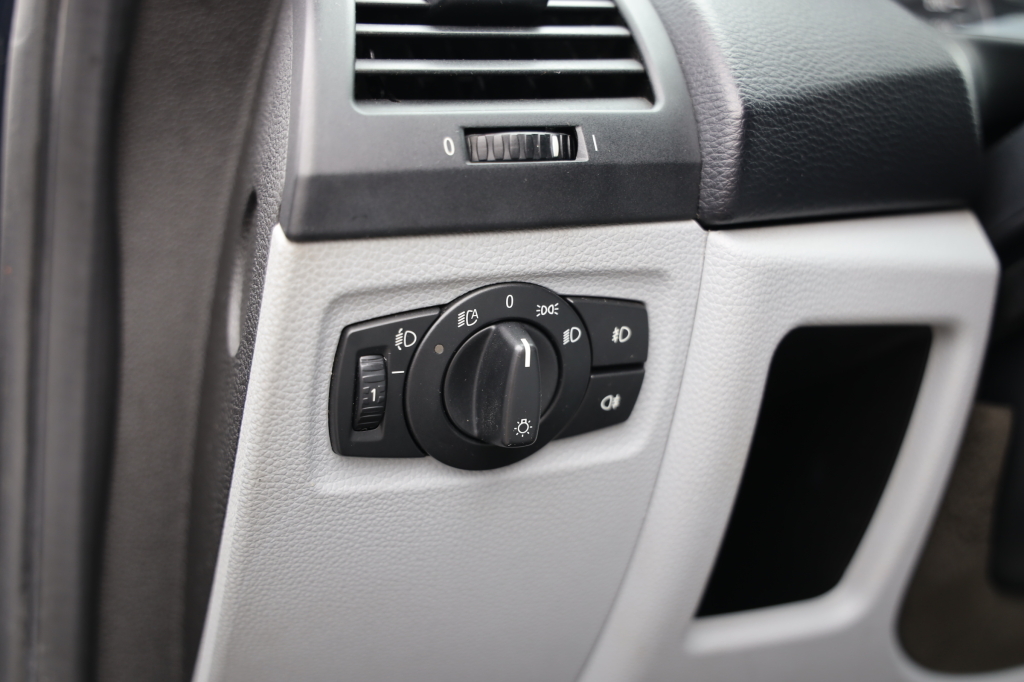 BMW 1 Series 116i 2008 фото 25