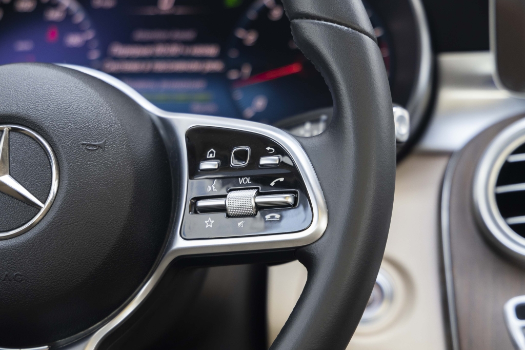 Mercedes-Benz C-Class C300 4Matic 2019 фото 49