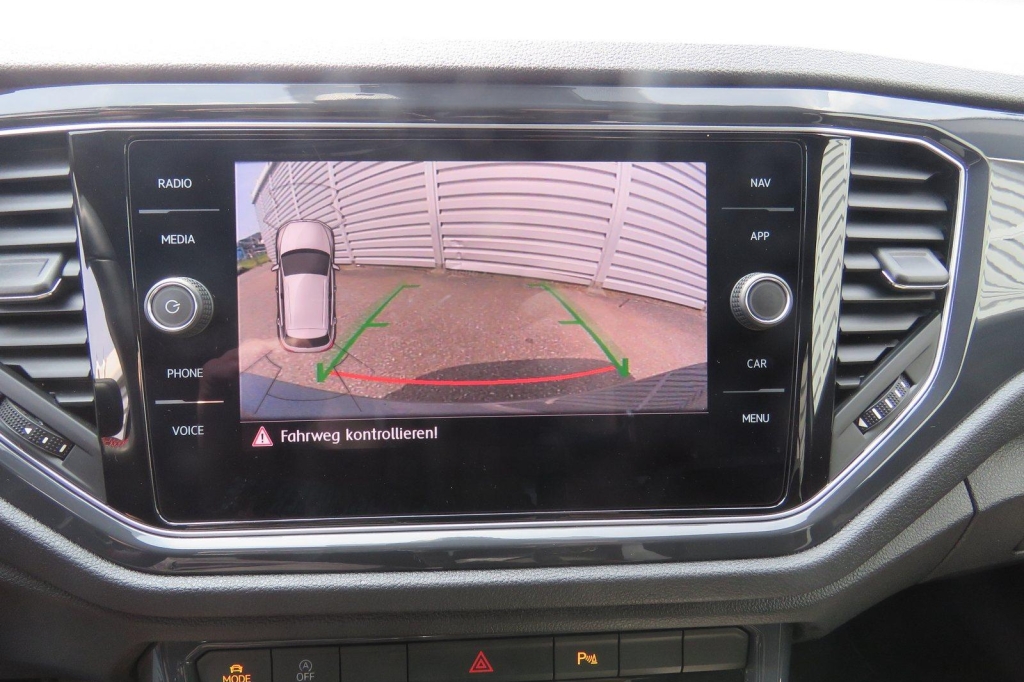 Volkswagen T-Roc 2019 фото 3