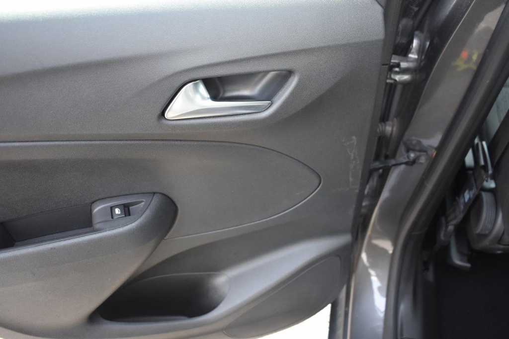 Opel Crossland X 2019 photo 30