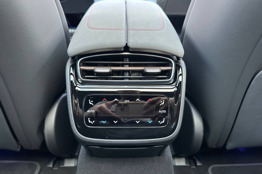 Mercedes-Benz EQS 53 AMG 4MATIC+ 2022 фото 27