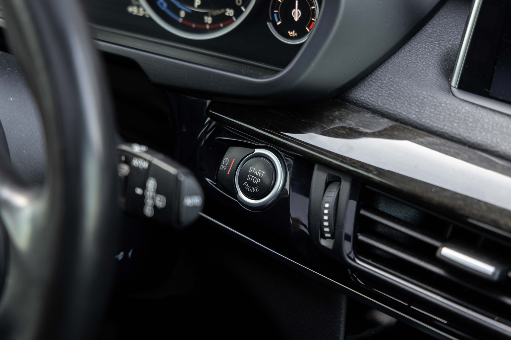 BMW X5 2017 фото 27