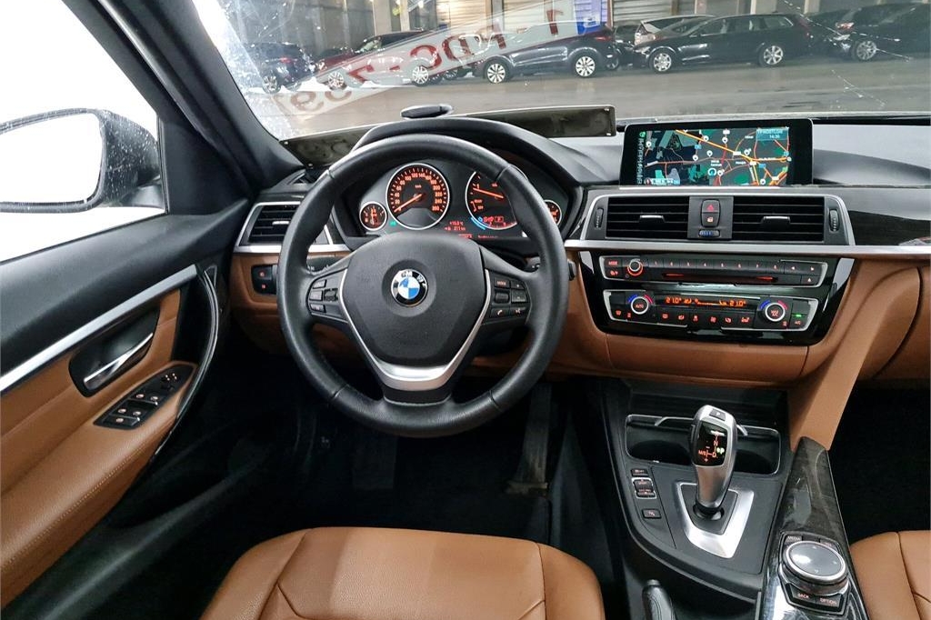 BMW 3er 2016 фото 2