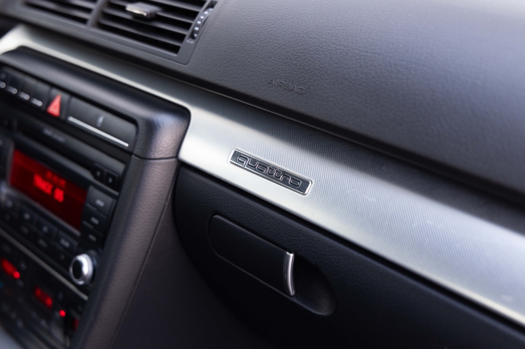 Audi A4 S-Line 2007 фото 20